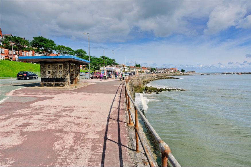 Council acts on Rhos prom shelters after complaints