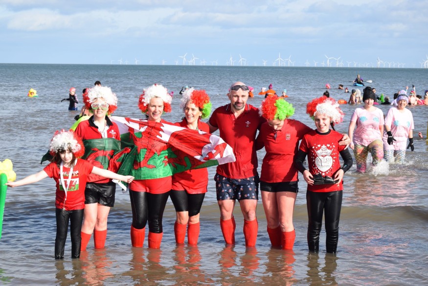 Take a Porth Eirias dip in the sea for your local hospice