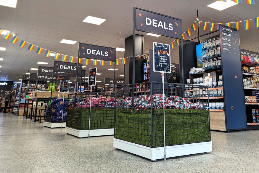Businesses benefit from expansion of leading pet retailer