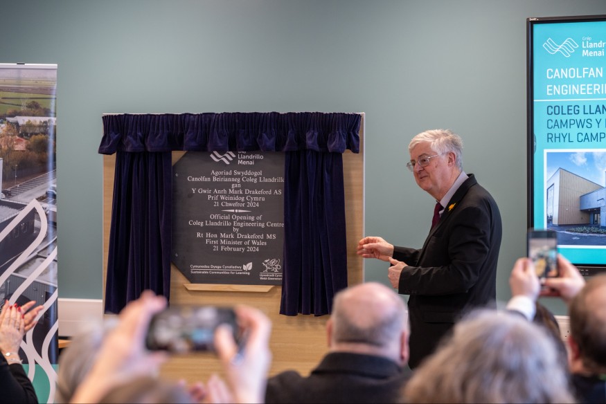 Rhyl’s new Engineering Centre opened by First Minister